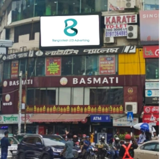 Gulshan Circle-1 Lower LED Billboard – Prime Digital Advertising Location in Dhaka LED billboard at Gulshan Circle-1 Lower, Dhaka — high-traffic advertising spot with premium visibility for commuters and professionals.